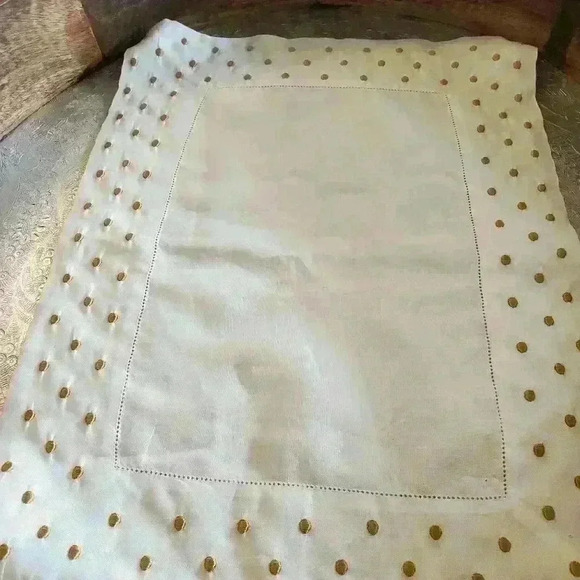 Set of  6 linen hemstiched placemats - Picture 3 of 8